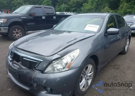 2013 Infiniti G37 Journey z USA, uszkodzony, nr VIN JN1CV6APXDM718993
